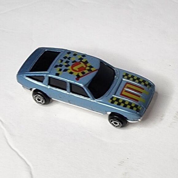 Unbranded Blue Checked Flag #1 Die Cast Fast Race Toyota Toy Car - Picture 1 of 9